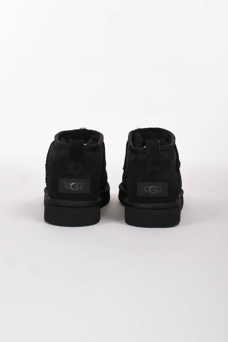 UGG stivali modello classic ultra mini II