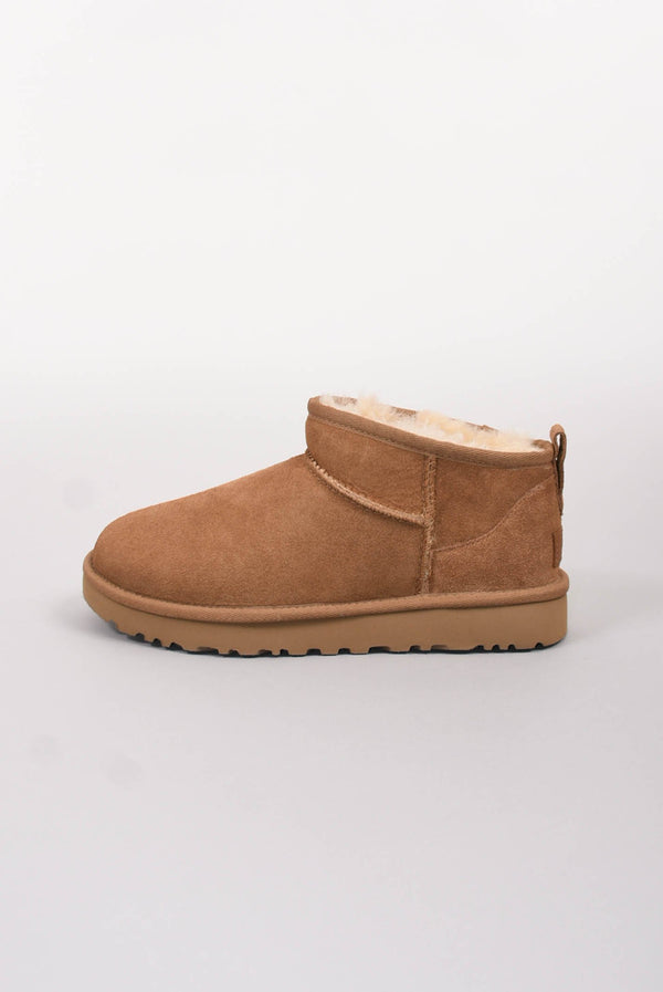 UGG stivali modello classic ultra mini II