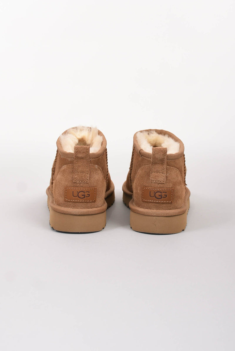 UGG stivali modello classic ultra mini II