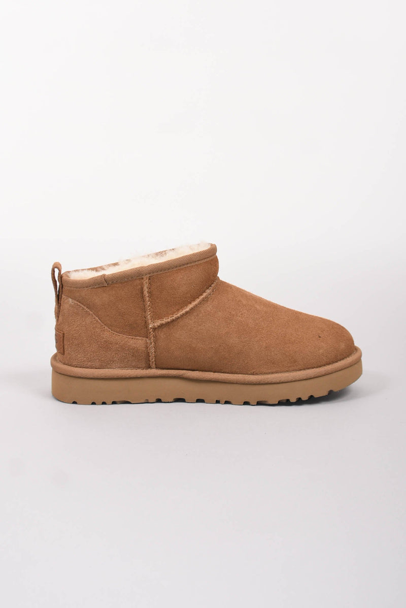 UGG stivali modello classic ultra mini II