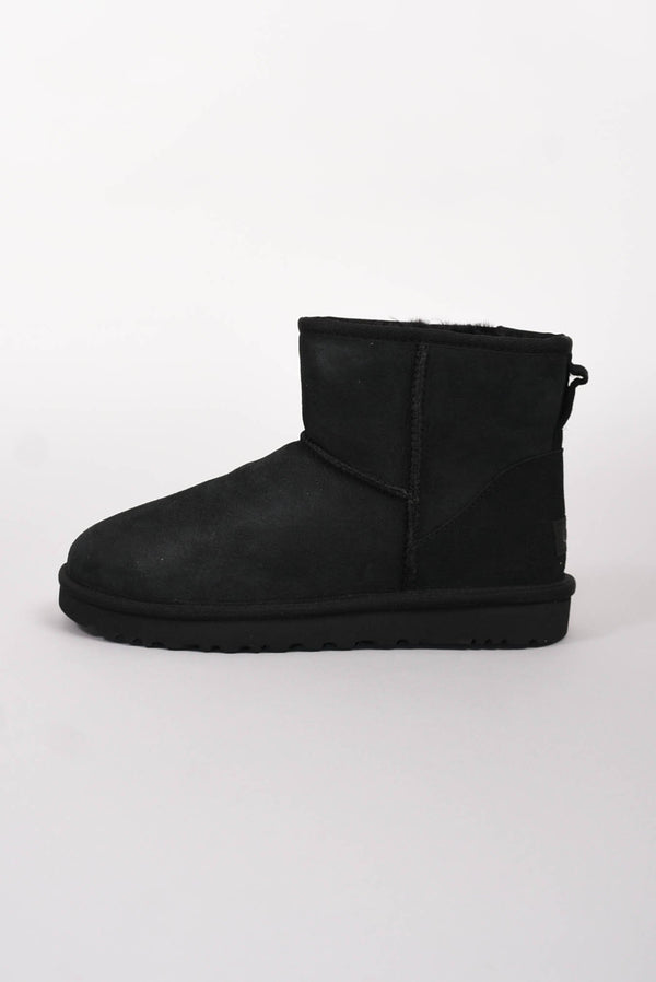 UGG stivali modello classic mini II