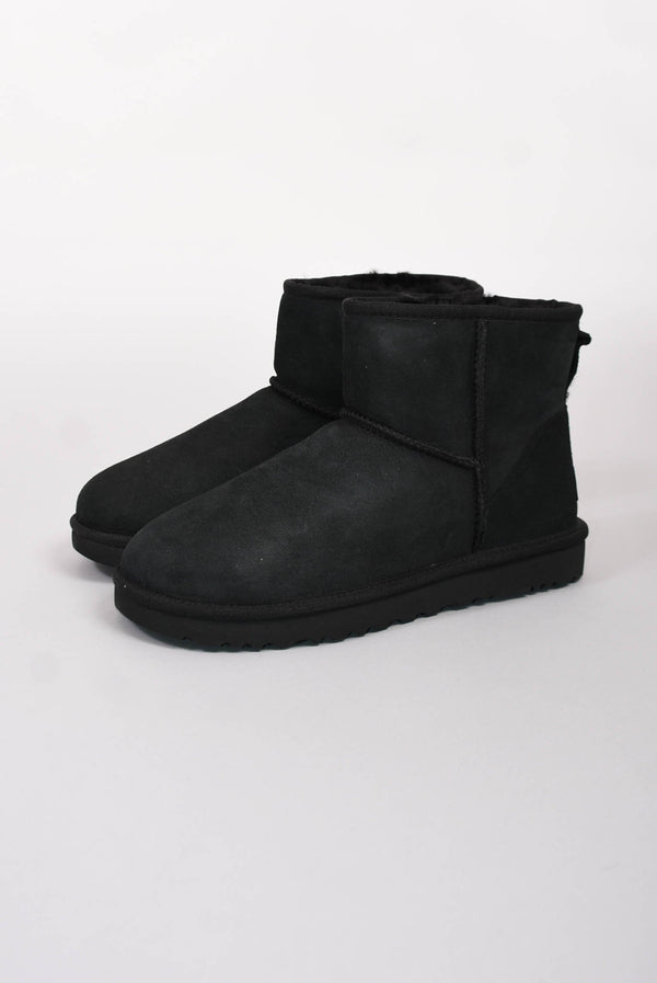 UGG stivali modello classic mini II