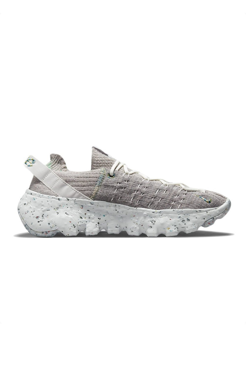 NIKE Sneakers space hippie 04