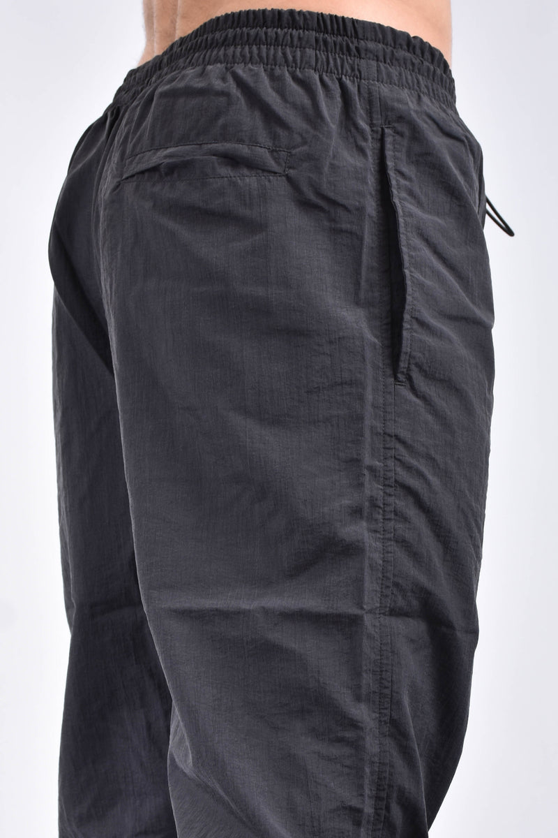 HUGE UNDERGROUND Pantaloni jogger ultralight