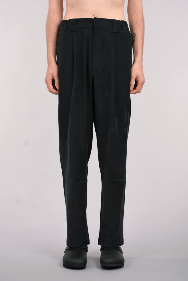 MOUTY Pantaloni jogger con pinces in viscosa